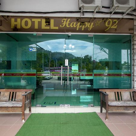 Jq Happy Lumut Hotel Buitenkant foto