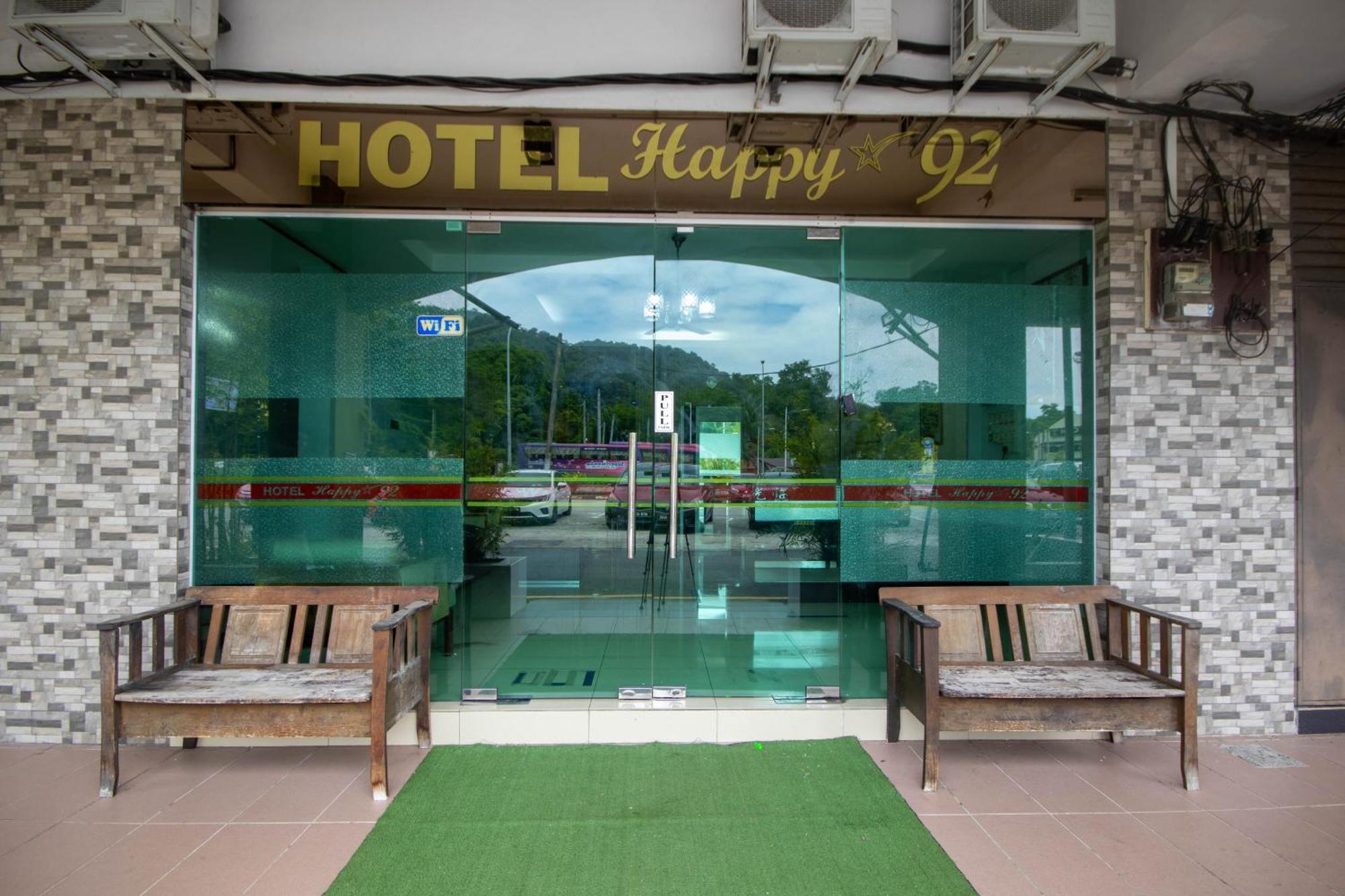 Jq Happy Lumut Hotel Buitenkant foto